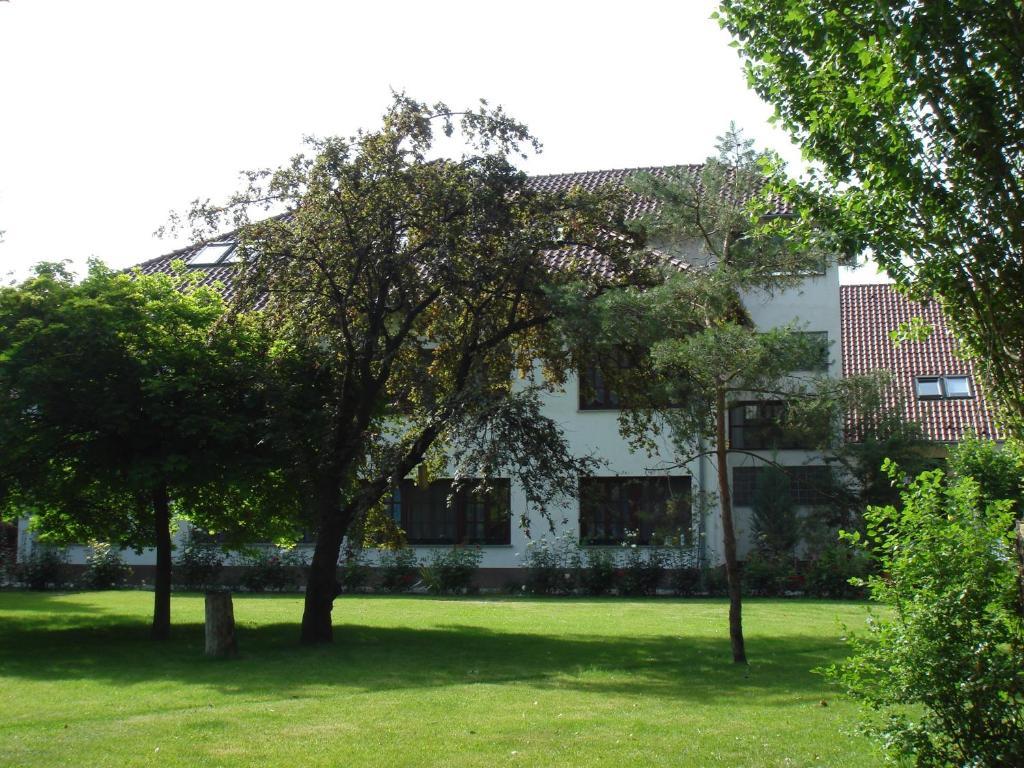 אסטרגום Roza Hotel Es Apartmanhaz מראה חיצוני תמונה